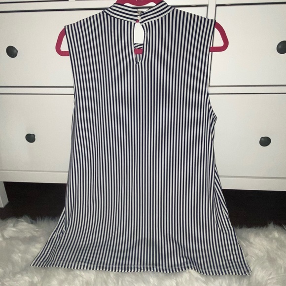 Ann Taylor blouse - Picture 2 of 3